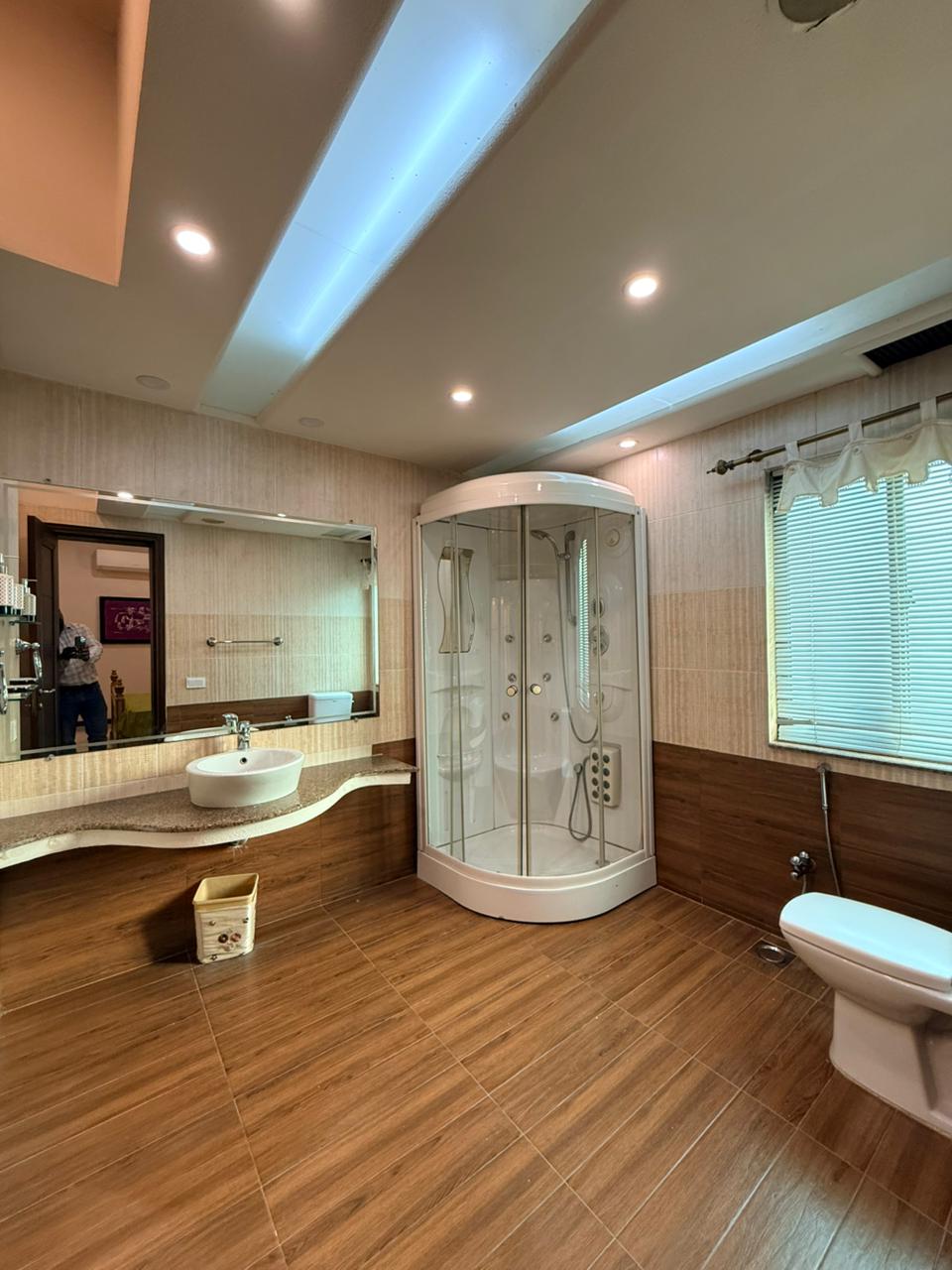 1 Kanal Fully Renovated House for Sale in DHA Phase 4 – Block GG (Prime Location)