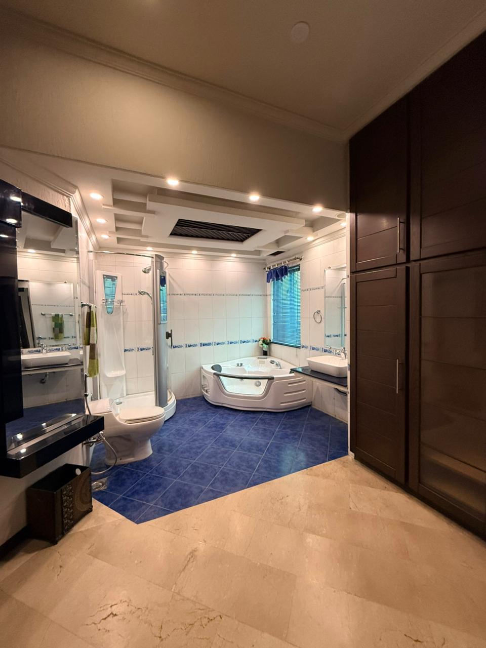 1 Kanal Fully Renovated House for Sale in DHA Phase 4 – Block GG (Prime Location)