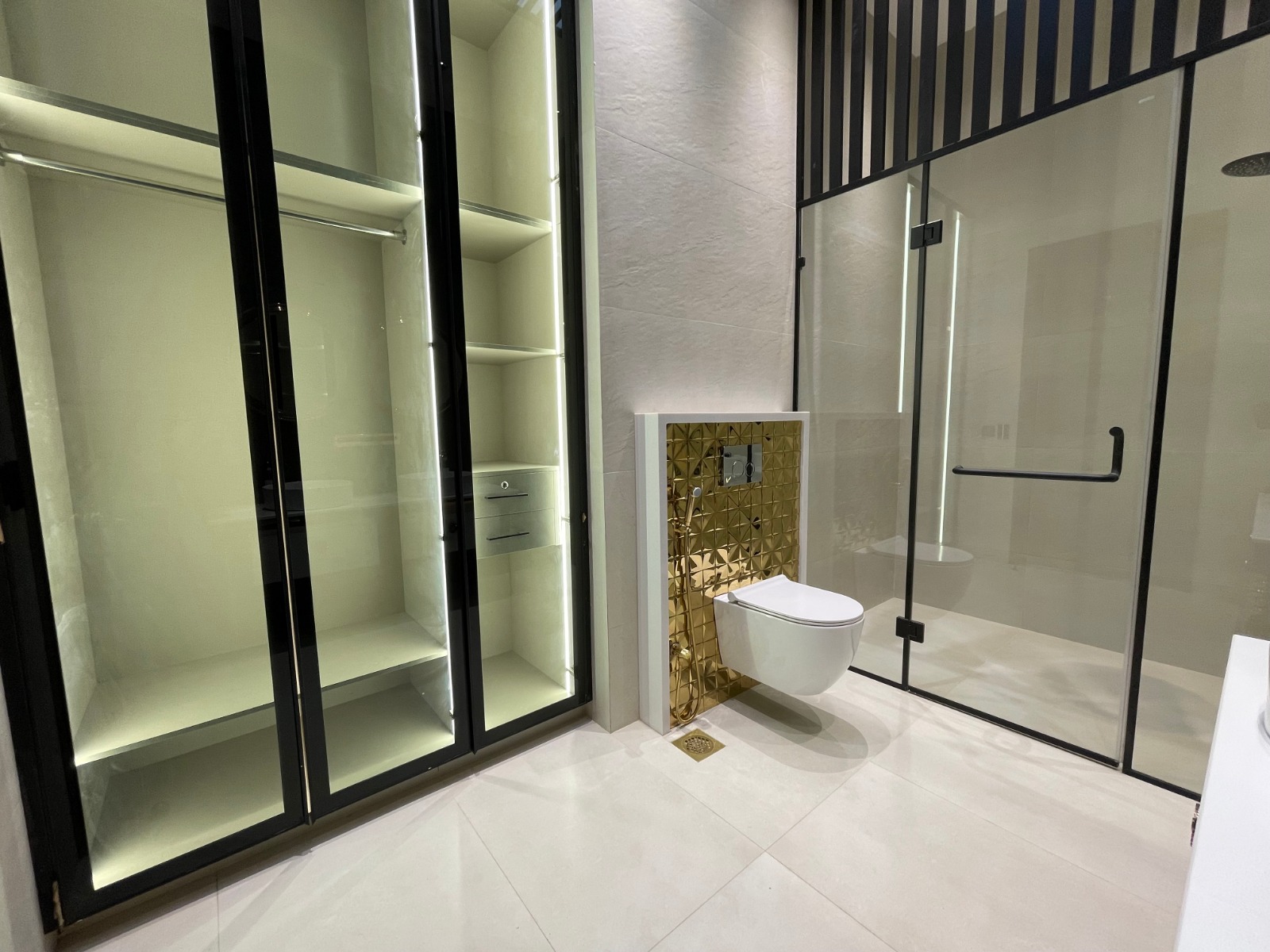 Fully Furnished 1 Kanal House for Sale – Phase 7, DHA Lahore