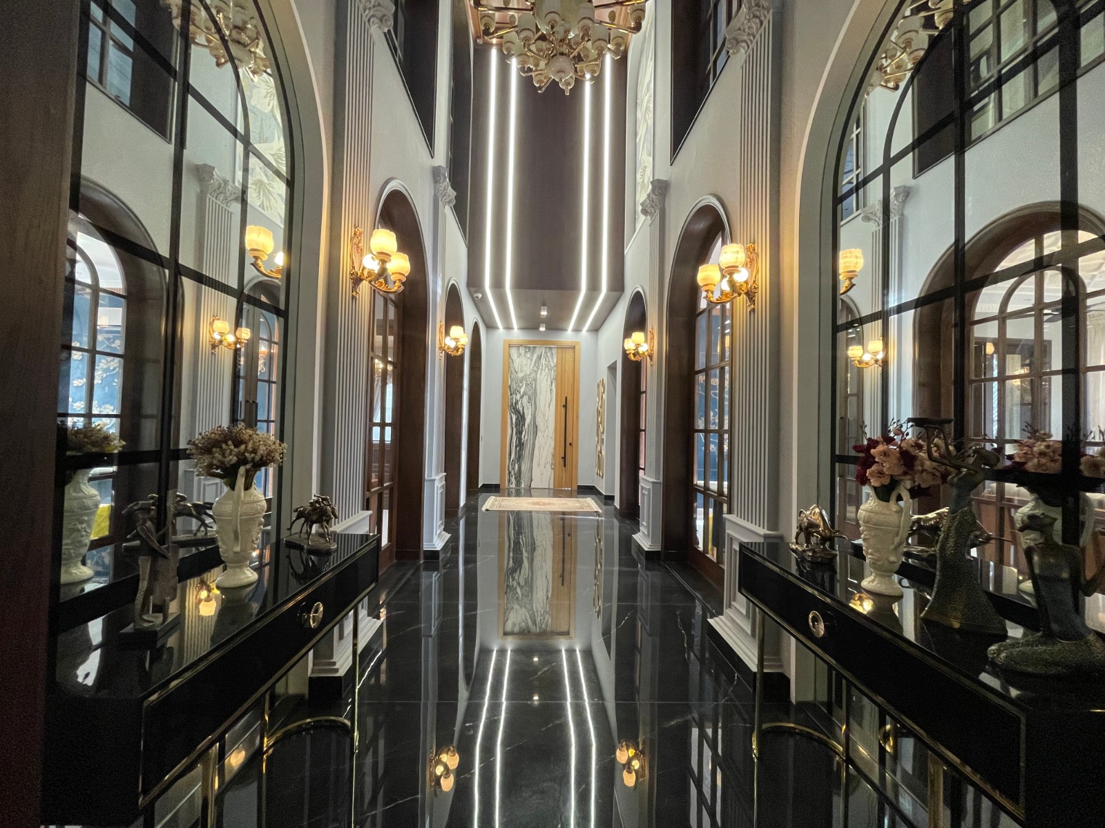 Fully Furnished 1 Kanal House for Sale – Phase 7, DHA Lahore