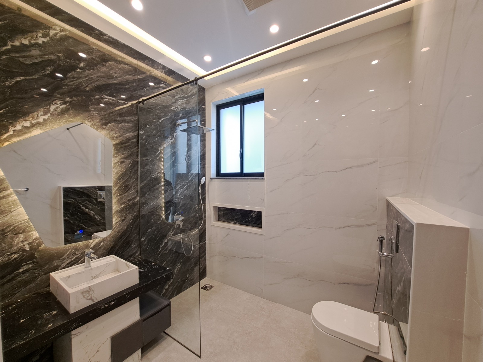 1 Kanal Brand New Luxury House for Sale on 100 Ft Road, Sector T, DHA Phase 7 Lahore