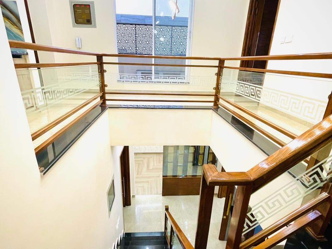 Spacious 10 Marla Outclass Bungalow for Sale in DHA Phase 4 (Owner Built)