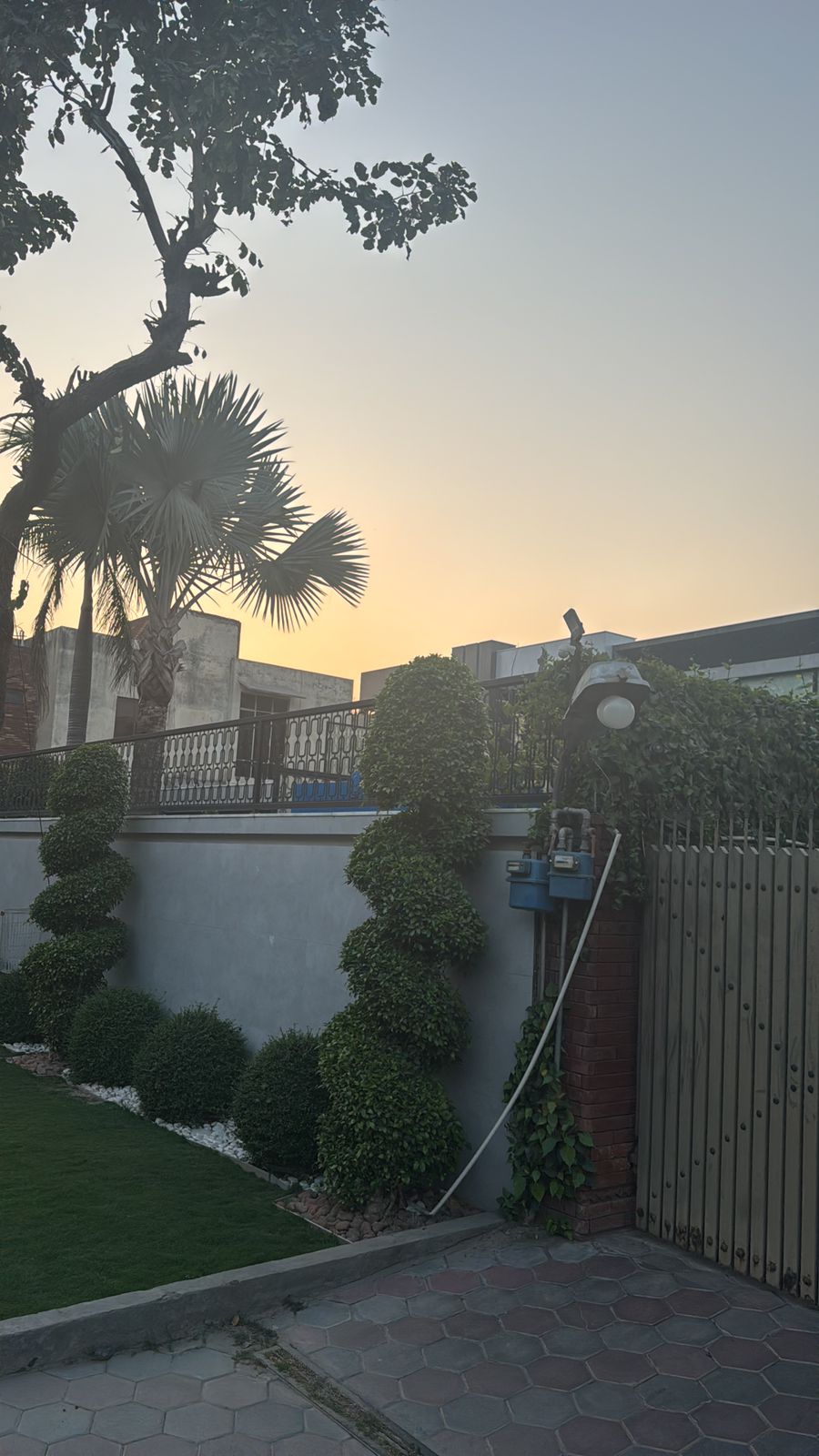 2 Kanal Red Bricks House for Sale in S Block, Phase 2, DHA Lahore