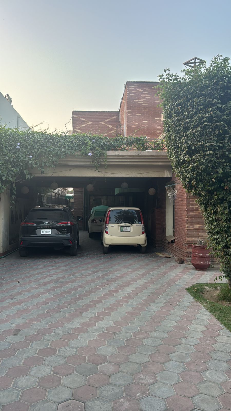 2 Kanal Red Bricks House for Sale in S Block, Phase 2, DHA Lahore