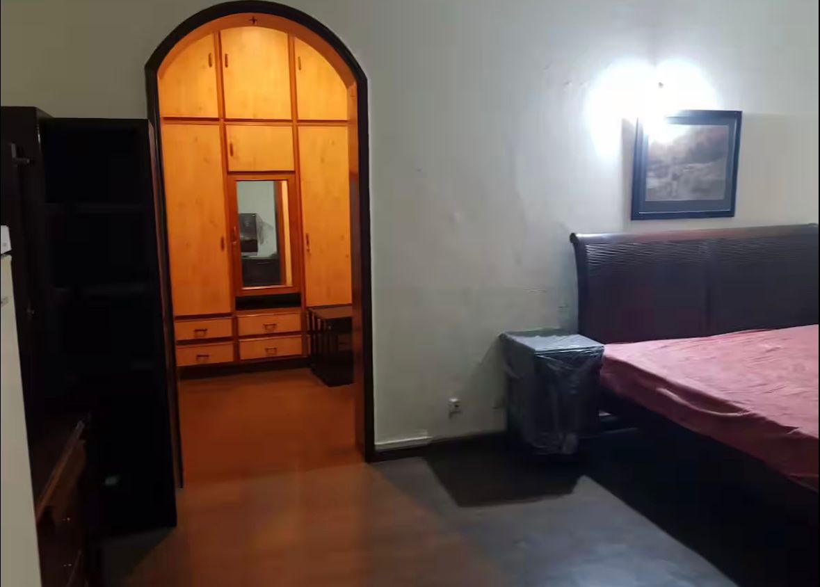 2 Kanal Red Bricks House for Sale in S Block, Phase 2, DHA Lahore