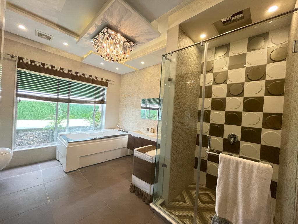 1 Kanal House for Sale in N Block, DHA Phase 6 Lahore