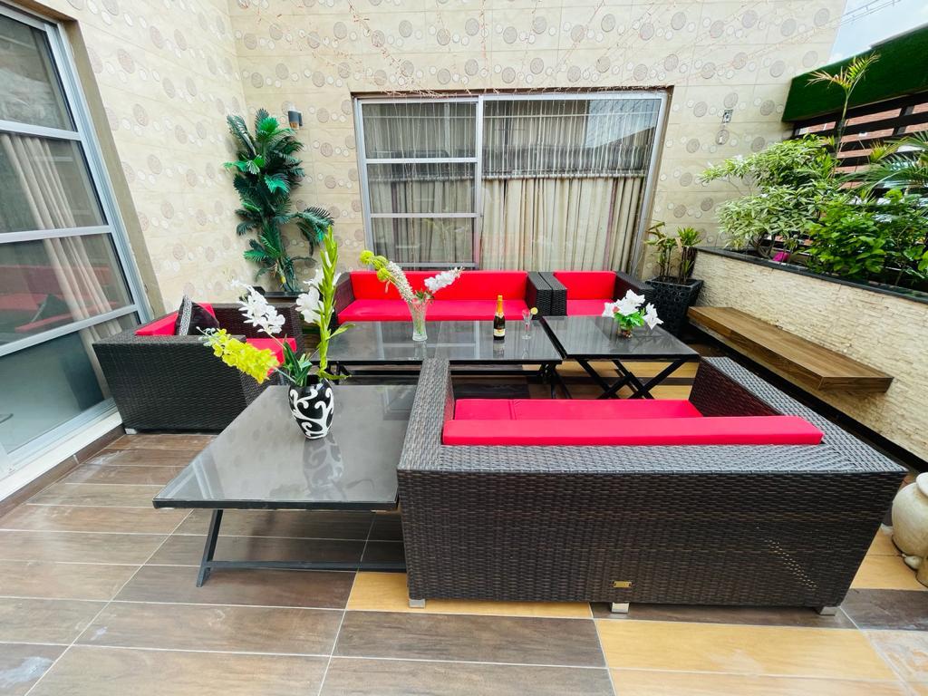 1 Kanal House for Sale in N Block, DHA Phase 6 Lahore