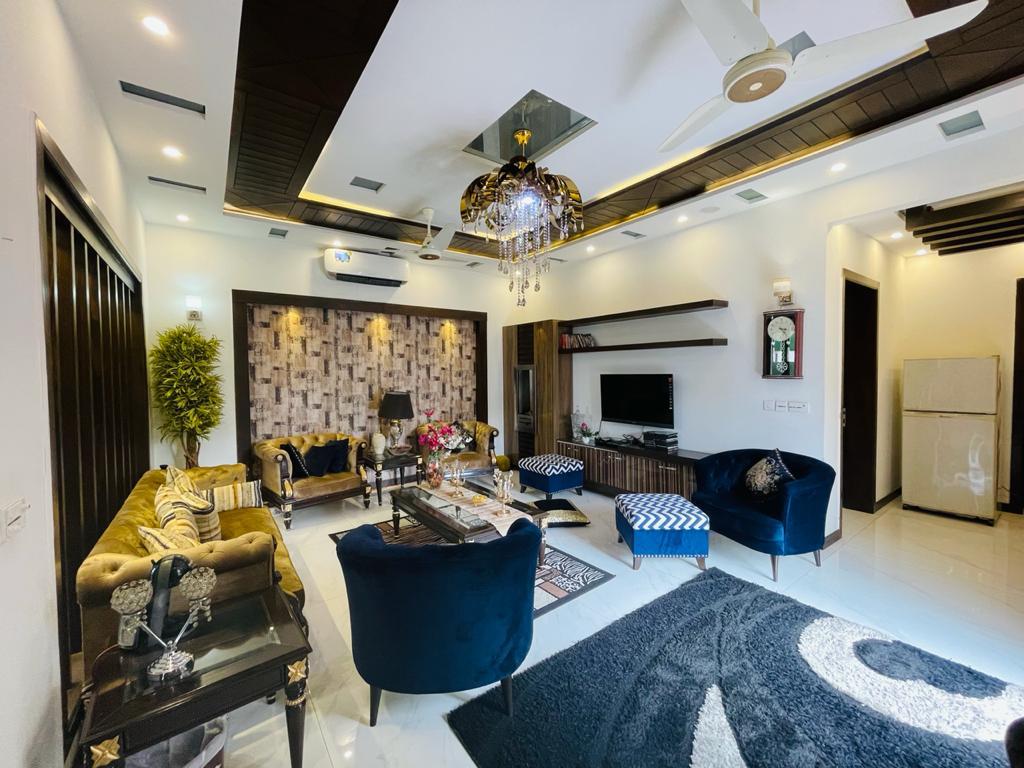 1 Kanal House for Sale in N Block, DHA Phase 6 Lahore