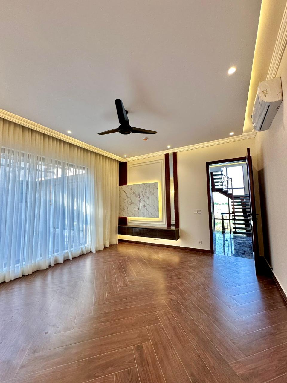 1 Kanal Corner Double Unit House for Sale in DHA Phase 7 Lahore