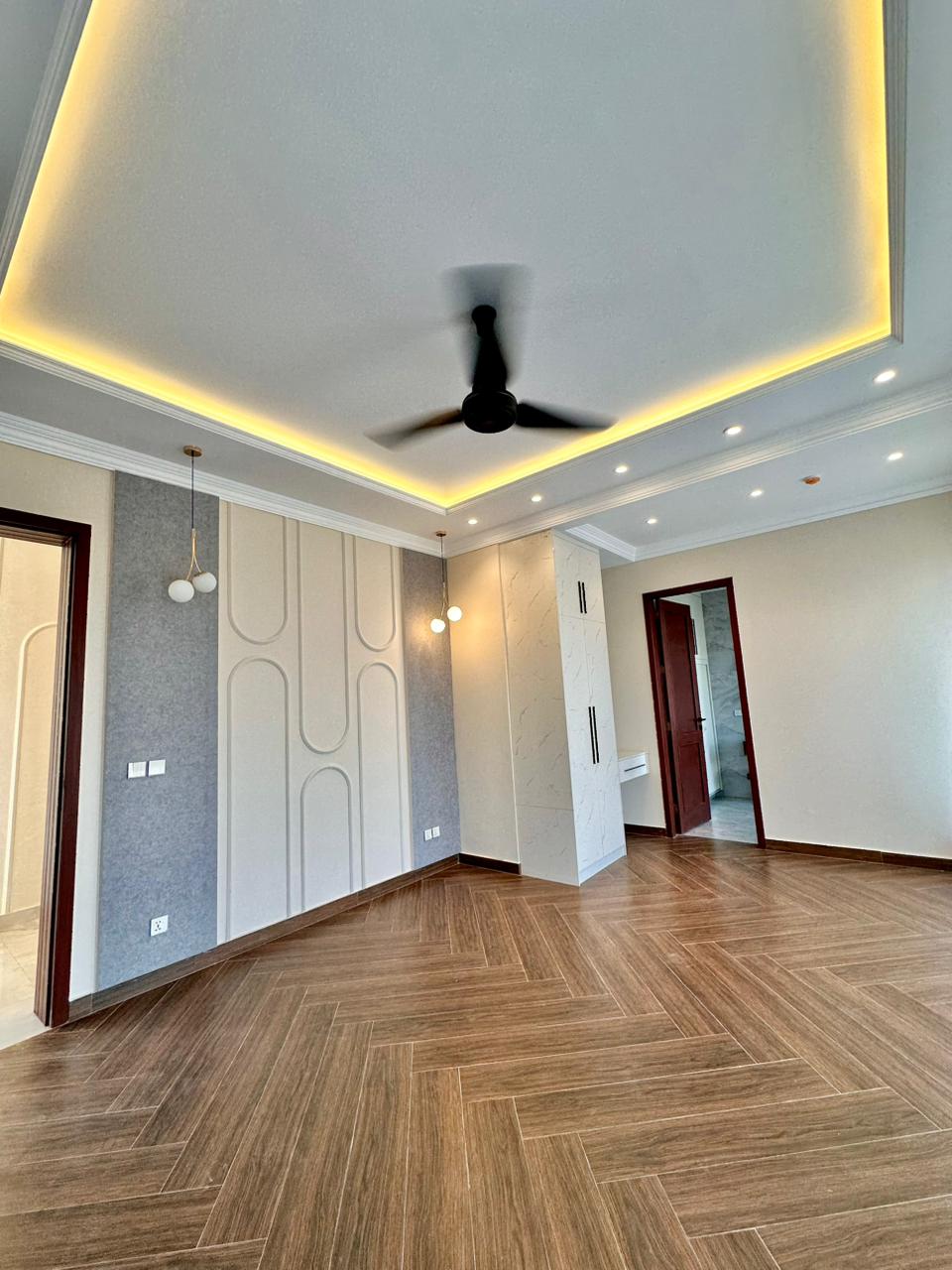 1 Kanal Corner Double Unit House for Sale in DHA Phase 7 Lahore