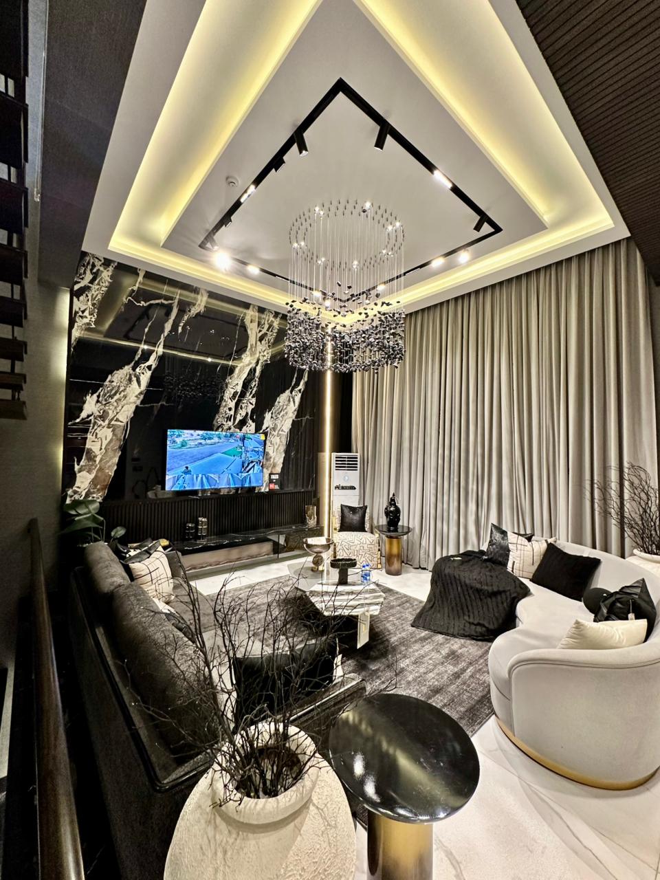 Ultra-Luxury 1 Kanal Designer House for Sale in DHA Phase 6 Lahore