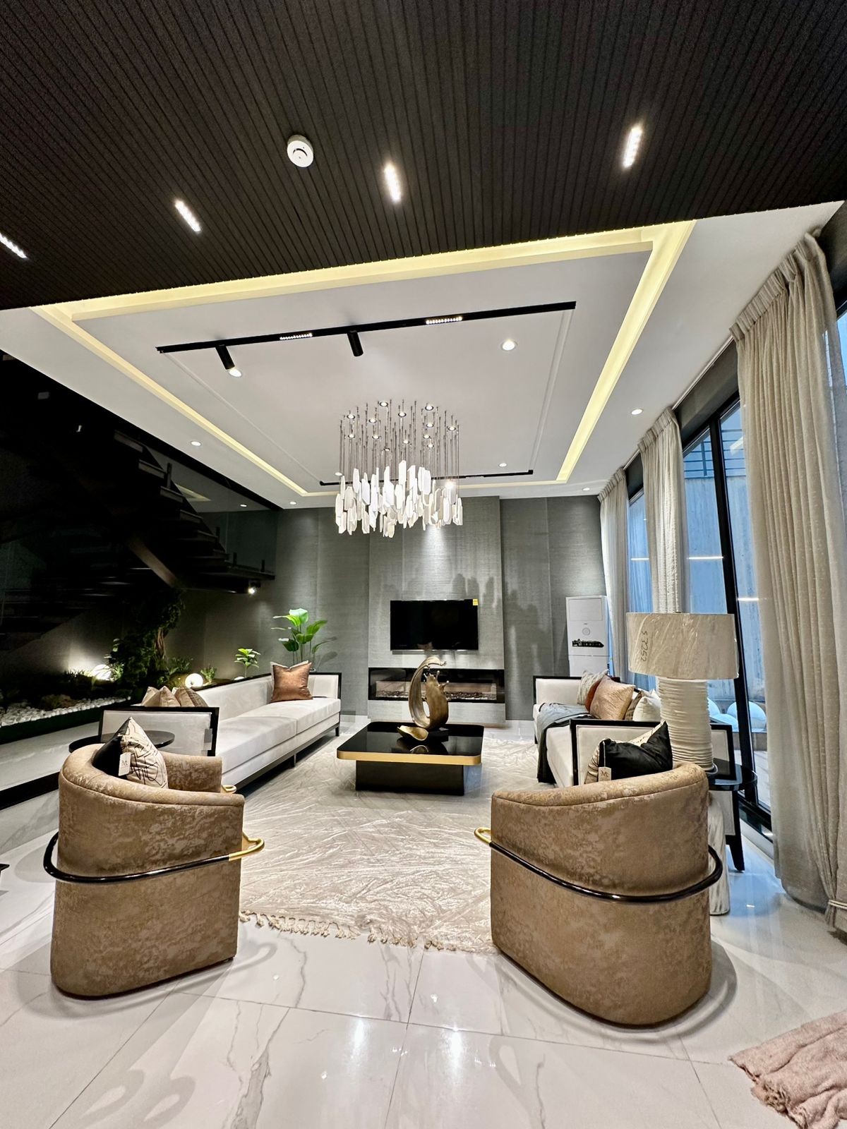 Ultra-Luxury 1 Kanal Designer House for Sale in DHA Phase 6 Lahore