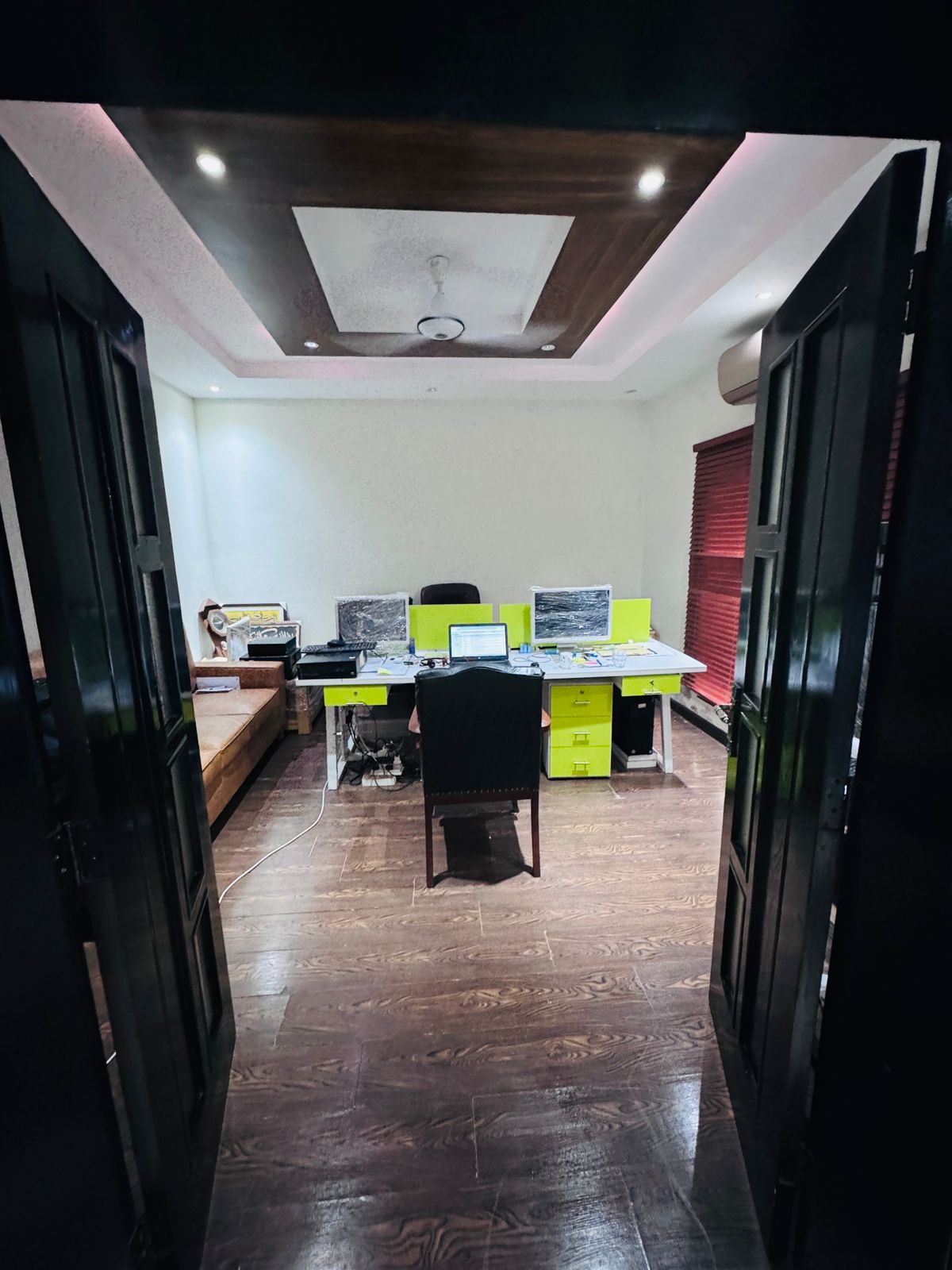 7.5 Marla Slightly Used Fully Furnished House for Sale in D Block, DHA Phase 6 Lahore