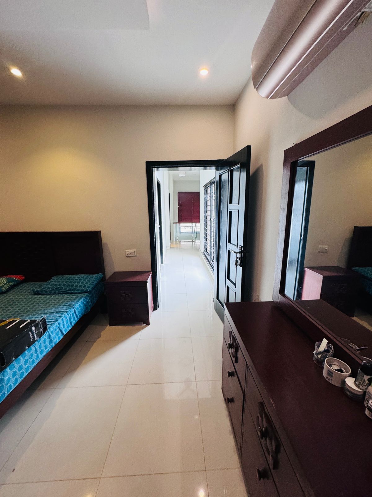 7.5 Marla Slightly Used Fully Furnished House for Sale in D Block, DHA Phase 6 Lahore