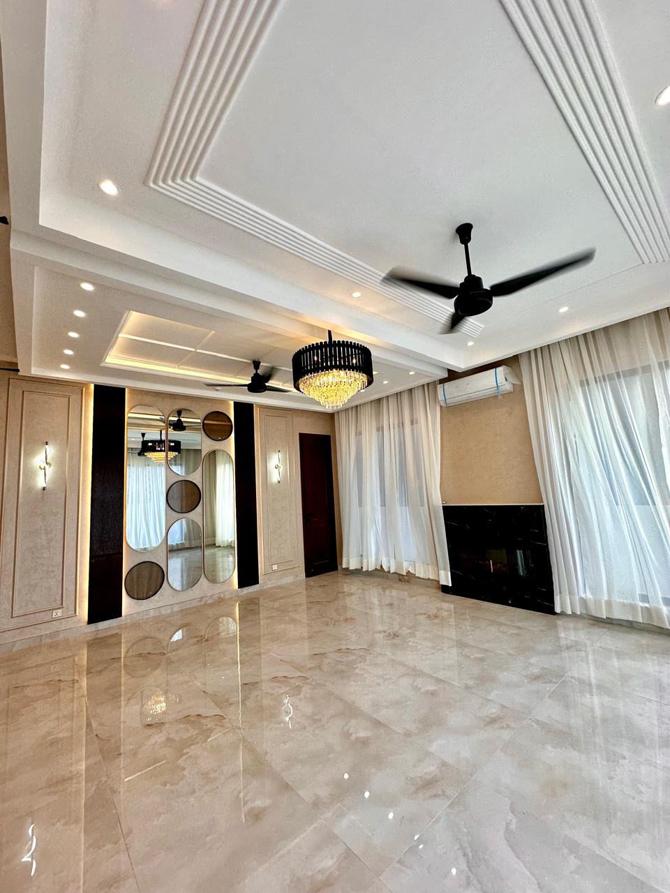 1 Kanal Corner Double Unit House for Sale in T Block, DHA Phase 7 Lahore