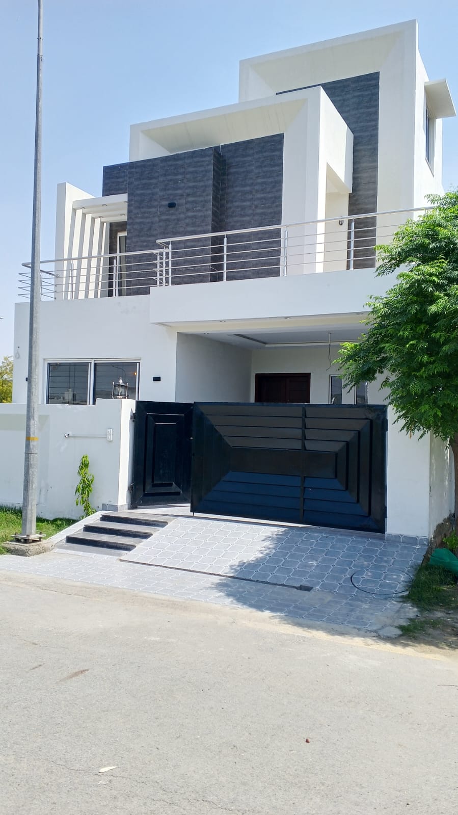 8 Marla Brand New House for Sale in DHA Phase 8 Lahore