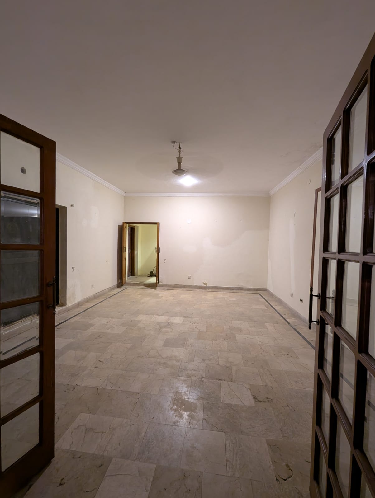 2 Kanal House for Sale on Arif Jan Road, Lahore Cantt