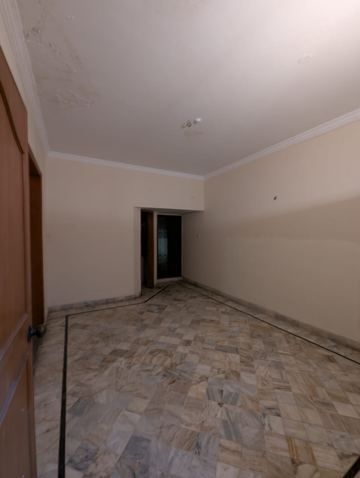 2 Kanal House for Sale on Arif Jan Road, Lahore Cantt