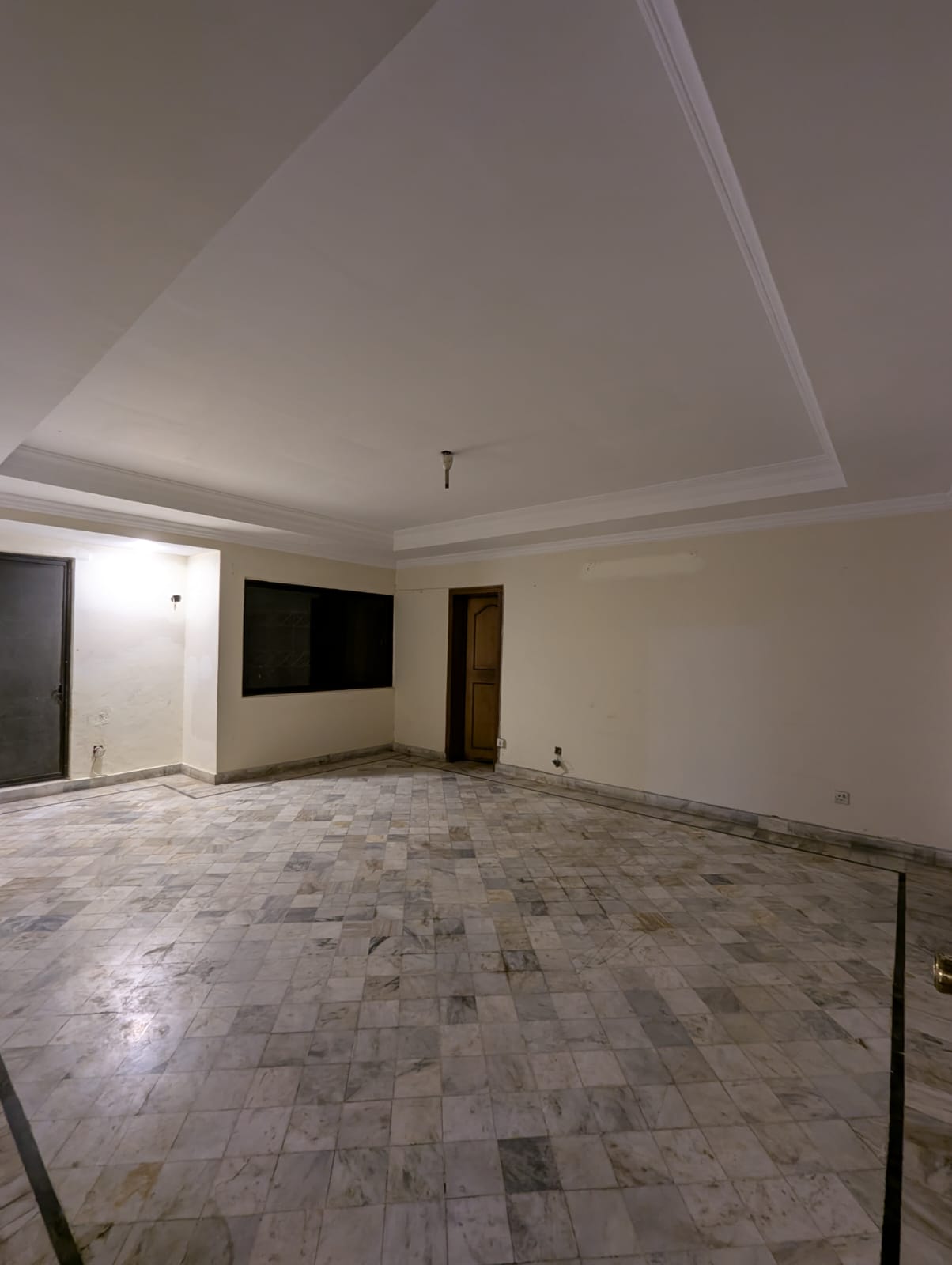 2 Kanal House for Sale on Arif Jan Road, Lahore Cantt