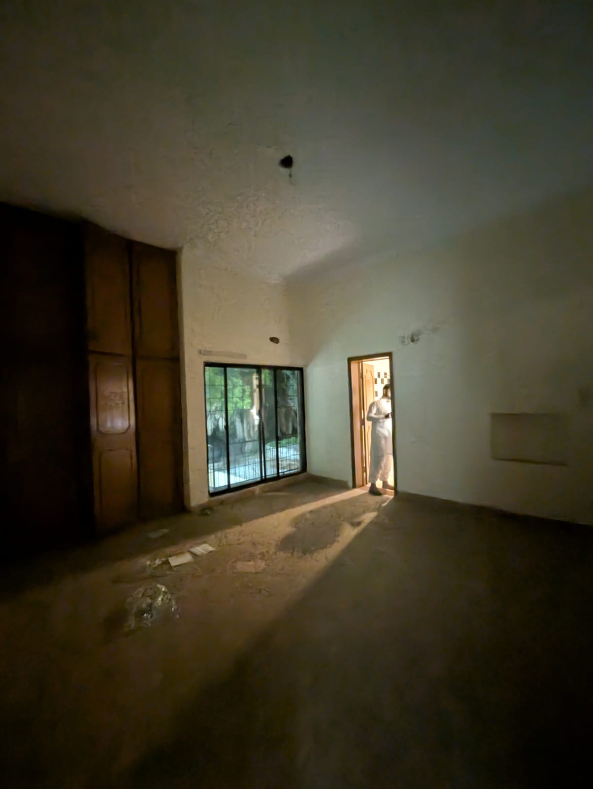 2 Kanal House for Sale on Arif Jan Road, Lahore Cantt