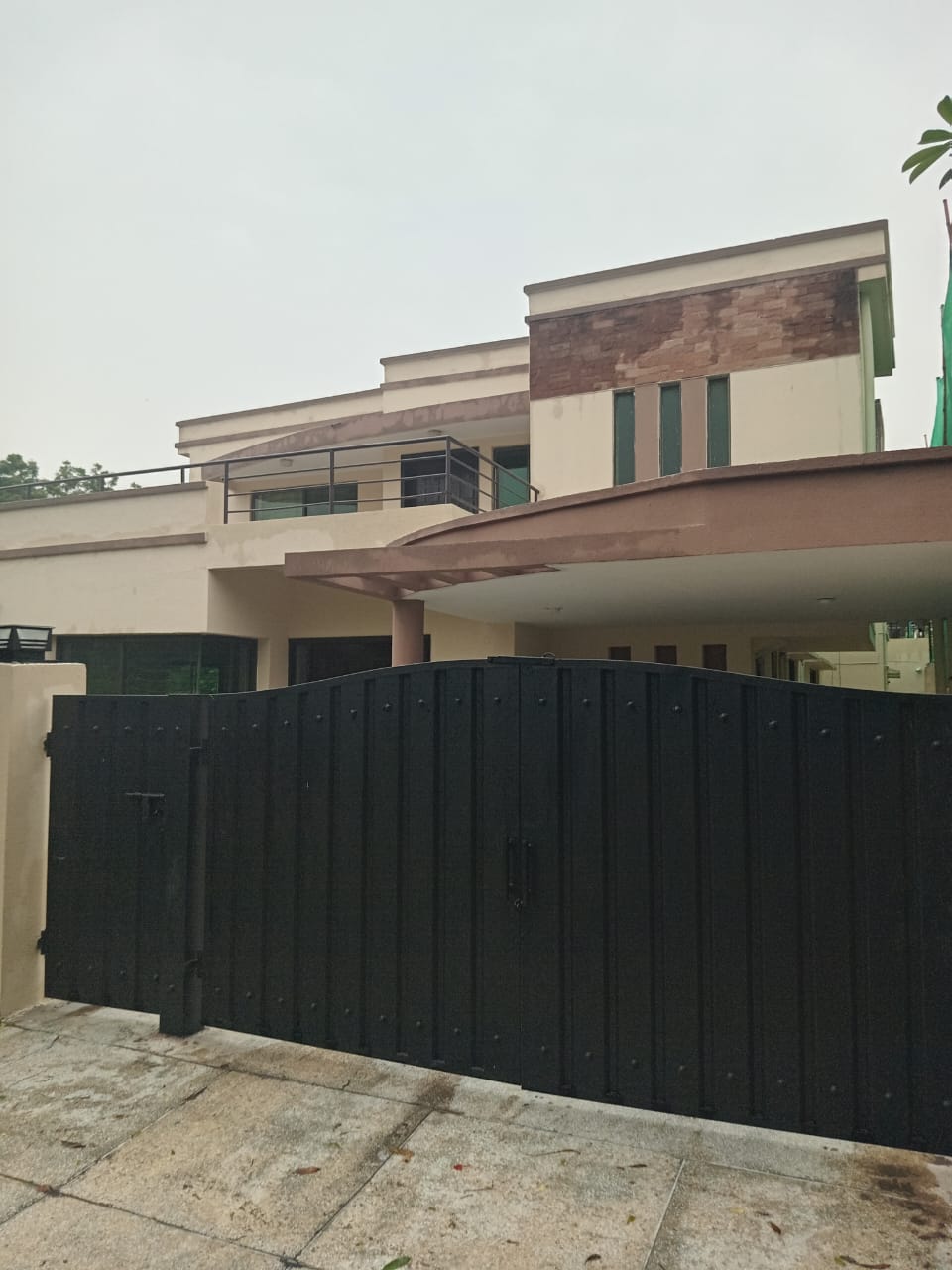 1 Kanal Falcon House for Sale in PAF Falcon Complex Lahore
