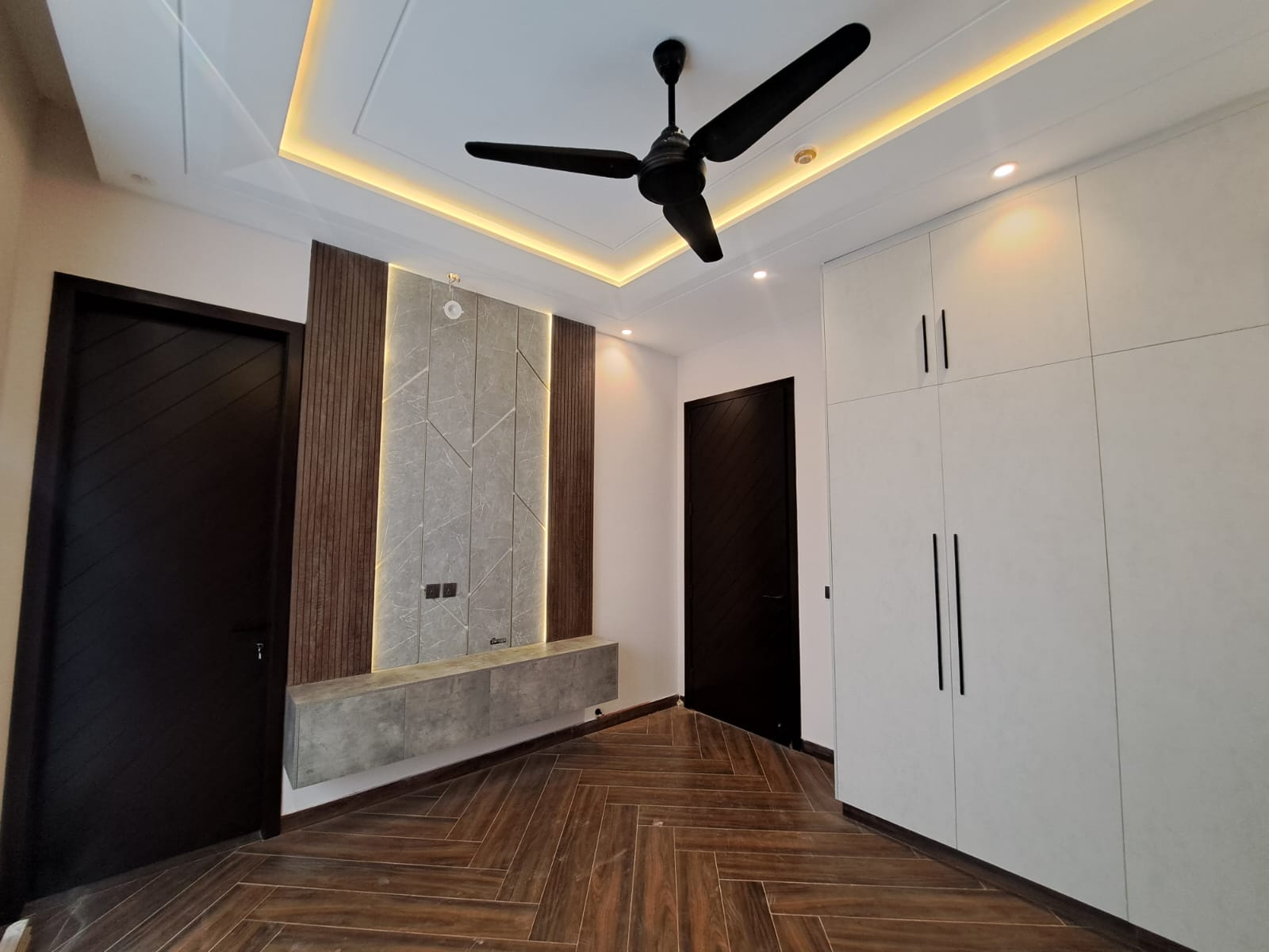 10 Marla Brand New Corner House for Sale in DHA Lahore
