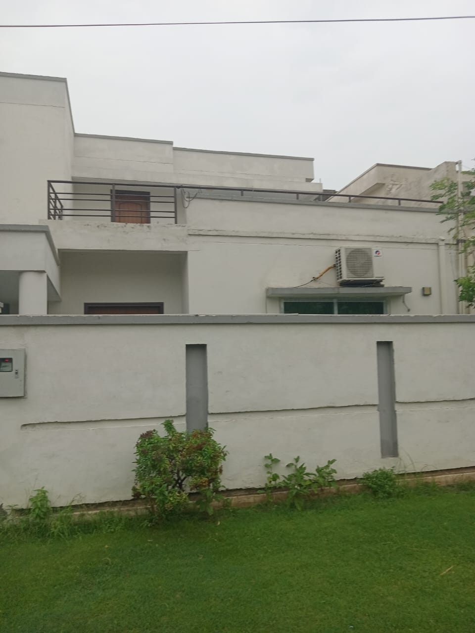 14 Marla Falcon House for Sale in PAF Falcon Complex Lahore